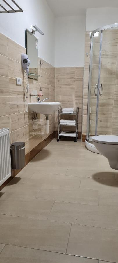 Elektra Guest house