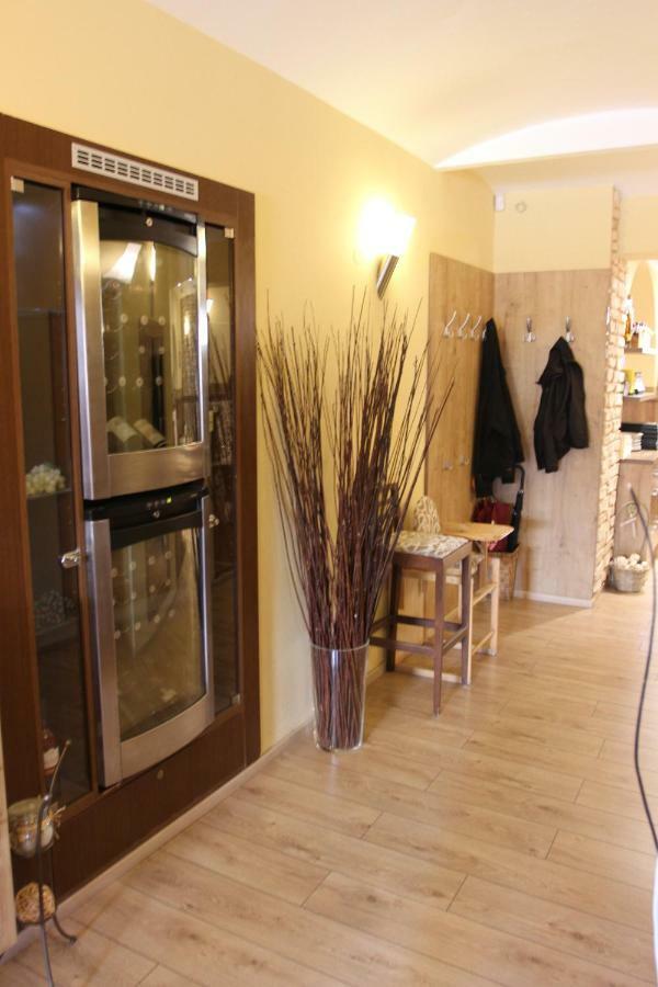 Elektra Guest house